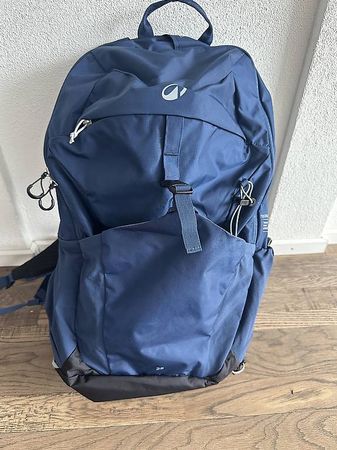 QUECHUA Wanderrucksack