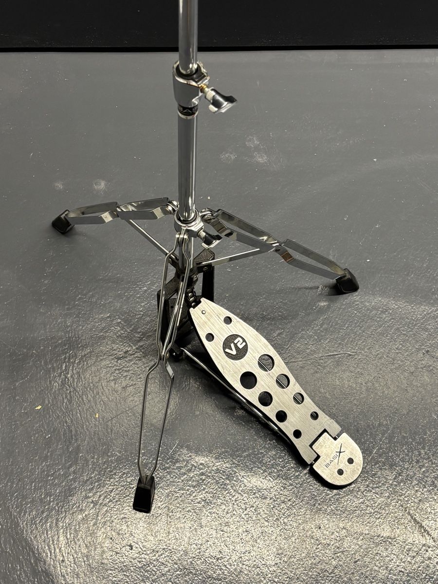 Strumenti musicali: Pied de charleston V2 à double embase, pédale de percussion – Usato da Lausanne venduto da Hightech78 2