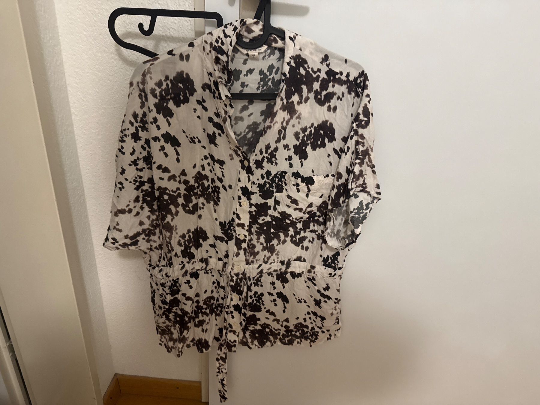 Camicette: Miss Selfridge Bluse Grösse 38 – Usato da Pfäffikon SZ venduto da Melanie335