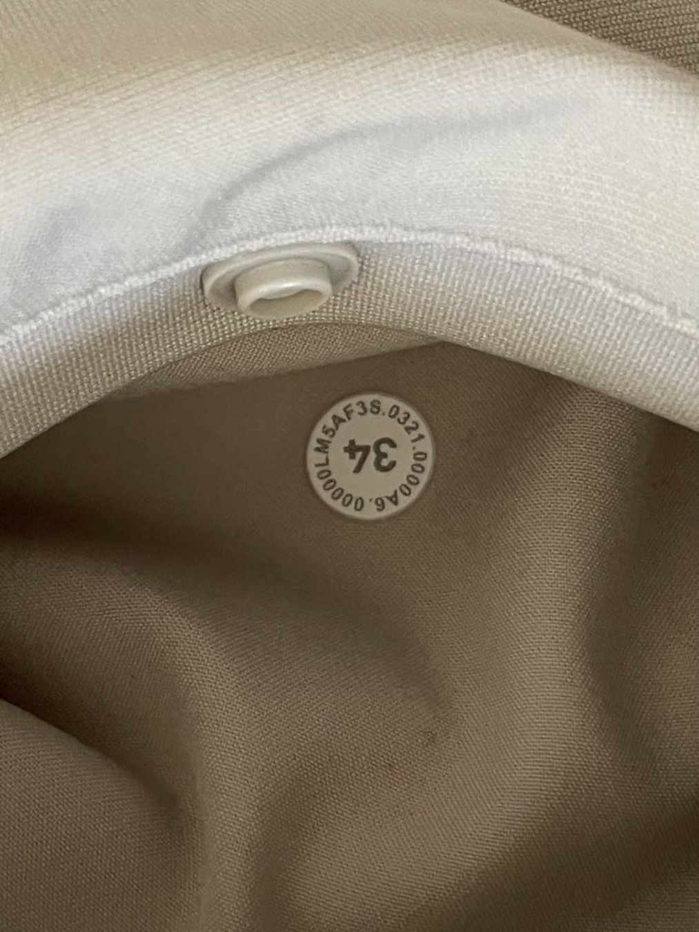 Lululemon Hosen: Golfhose Lululemon – Gebraucht aus Zürich von pba_original 7