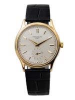Patek Philippe Calatrava 3923 with its Archives extract