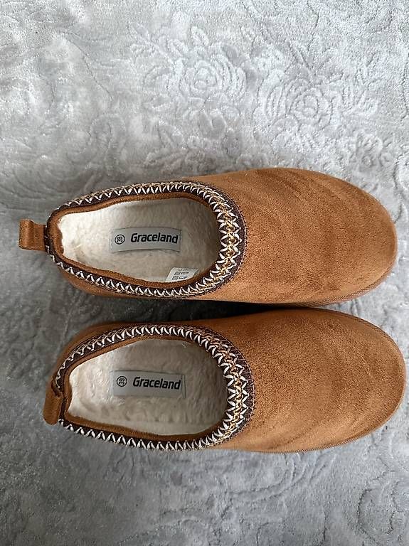 Graceland Scarpe da donna: Winter slippers – Nuovo (secondo la descrizione) da Grenchen venduto da Wolfine 2