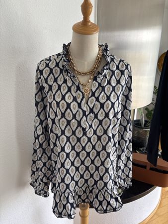 Cartoon Bluse Gr 38
