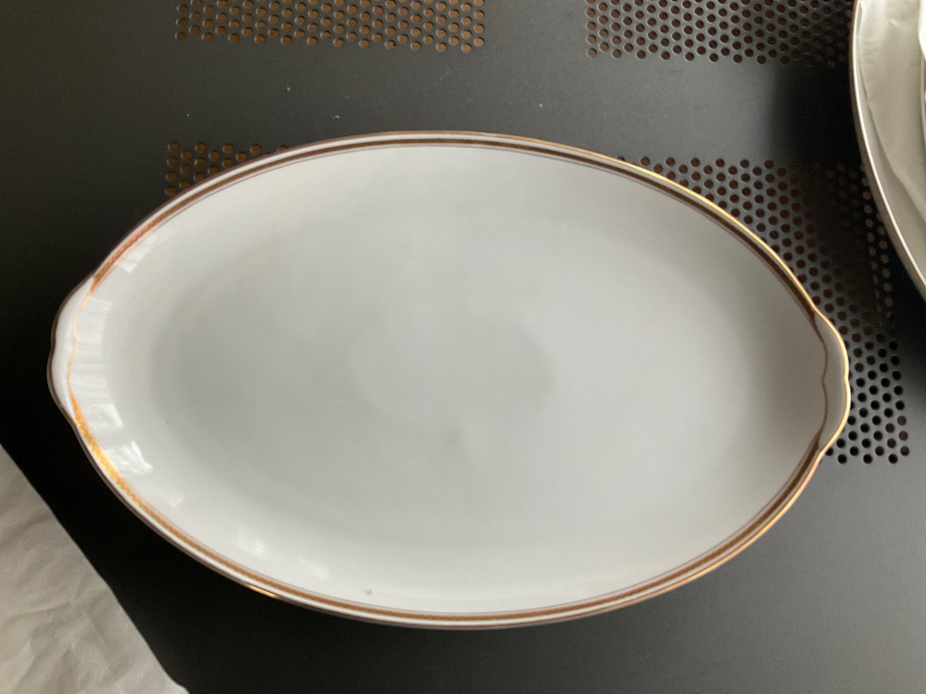 Servierplatten: Langenthal Anbieter Teller – Gebraucht aus Emmen von Lampery 4