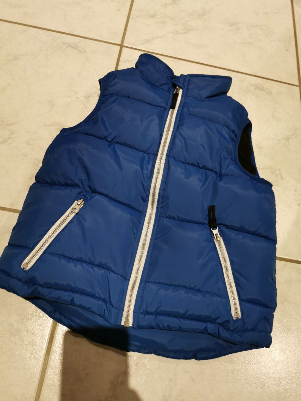Sonstige Jungenkleidung: Schönes warmes Gilet Gr. 140 – Gebraucht aus Konolfingen von torina85