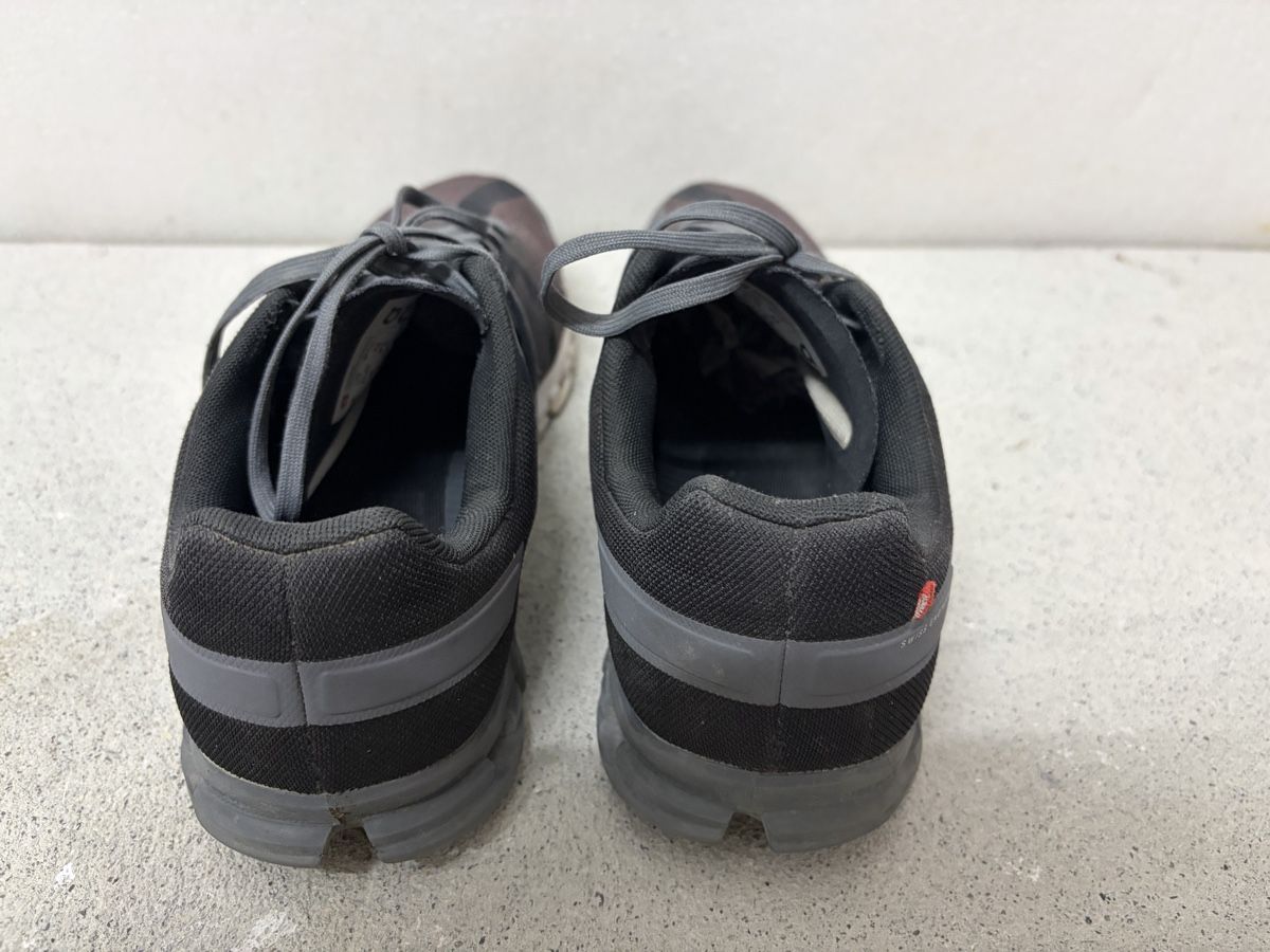 On Herrenschuhe: On Sneakers, Gr. 44 – Gebraucht aus Wallenwil von Rainbow45 3