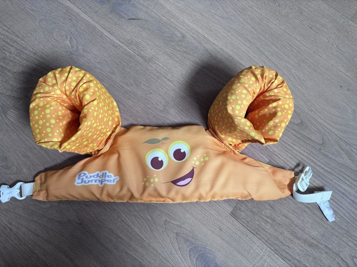 Giubbotti di salvataggio: Schwimmjacke/ring mit Flügel – Usato da Wahlen b. Laufen venduto da Slash077