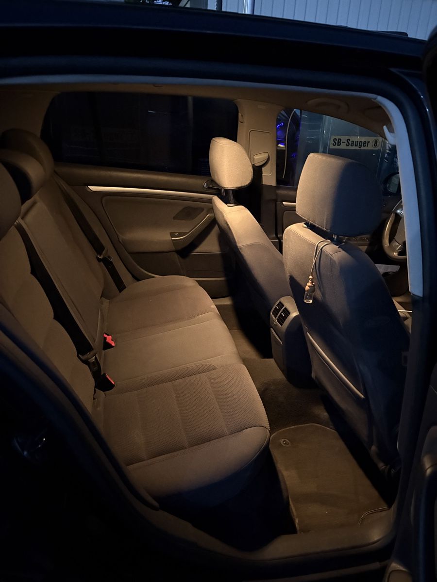 VW Automobili: VW Golf 5  2.0 TDI – Usato da Brüttisellen venduto da Betulla 5