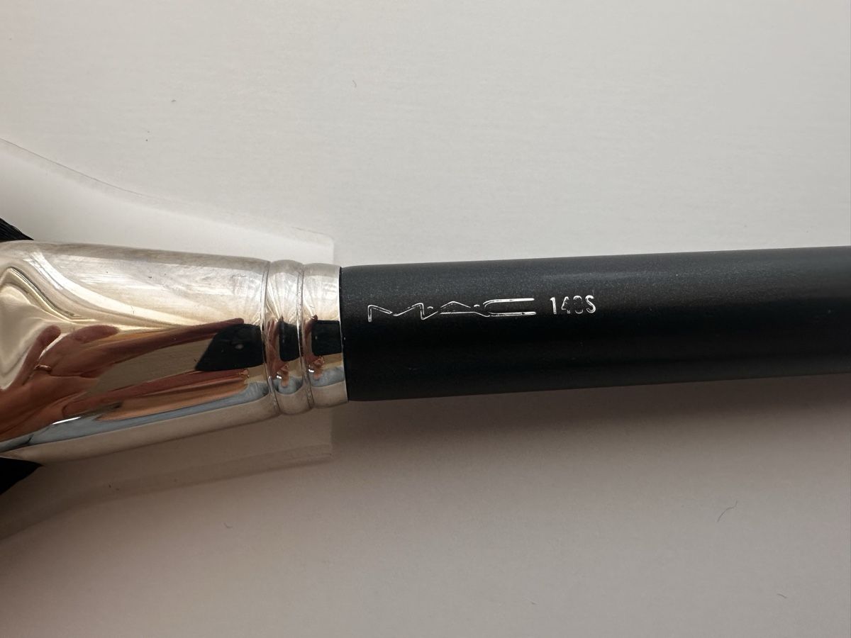 Mac Cosmetics Make-up: MAC 140S Synthetischer Fächerpinsel  – Usato da Brugg AG venduto da Keks.und.Kruemel 2