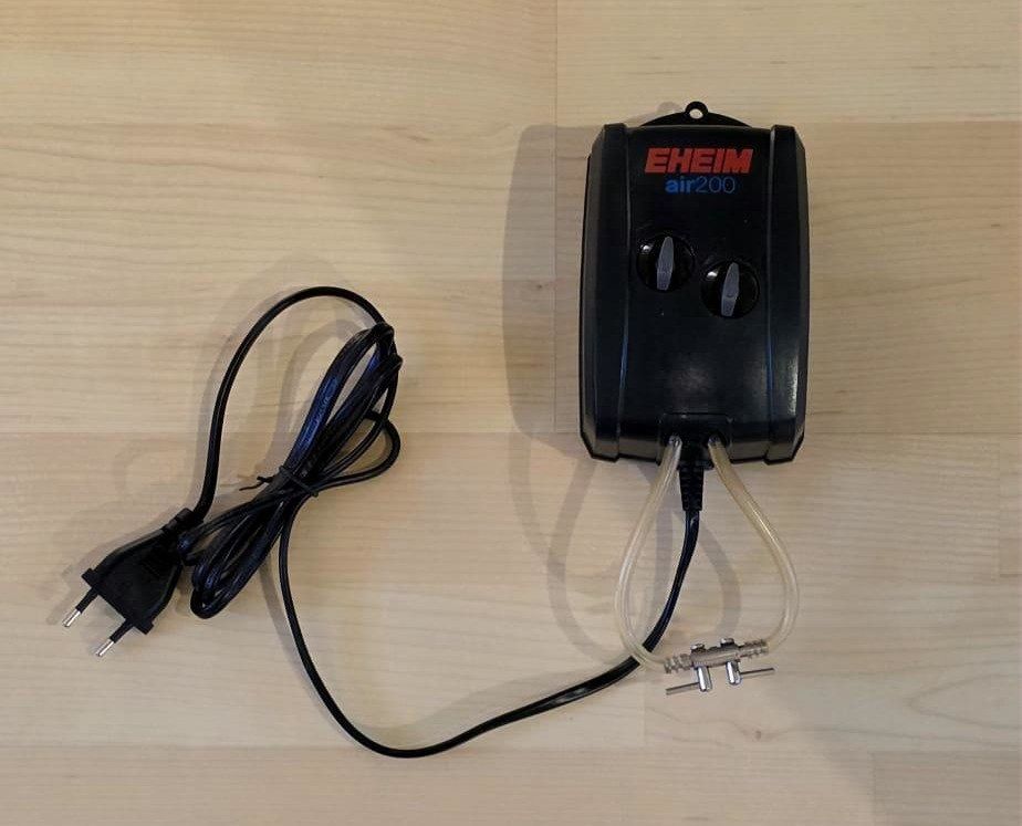 Eheim Pompe: Eheim Air pump 200 – Usato da Samstagern venduto da gilido01