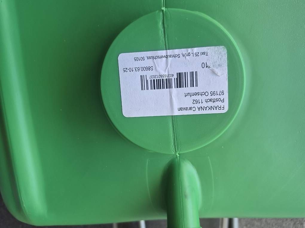 Abbeveratoi e trogoli: Abwassertaxi 25 Liter – Usato da Hüttikon venduto da Gizmo28 1