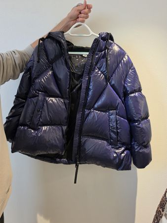 Marc Cain Sports Daunenjacke blau Grösse N4 neuwertig