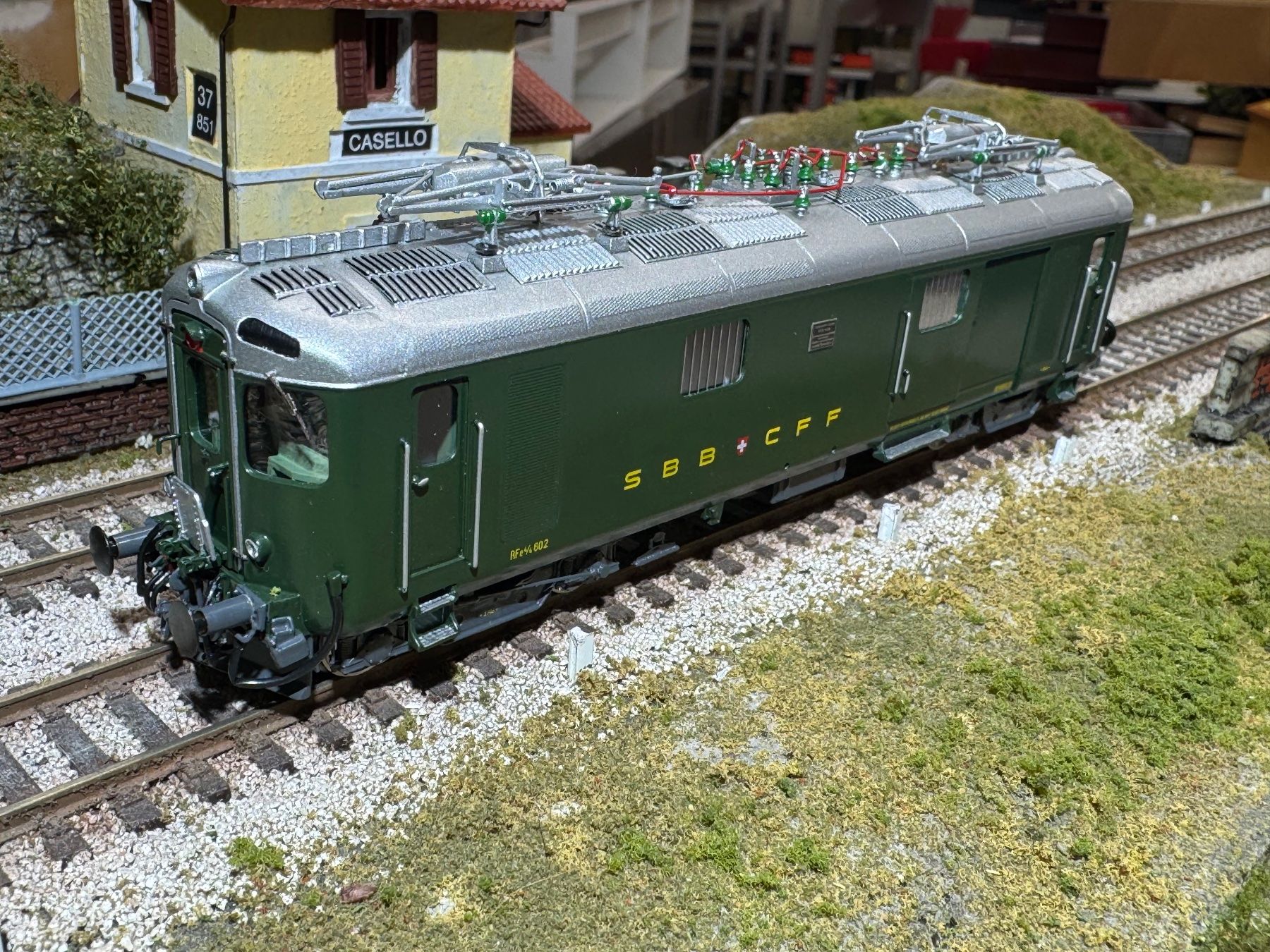 HRF Trains électriques: HRF, Rfe 4/4, No: 602 oder 603 – Neuf (Voir description) à Krummenau par ferrotech 1