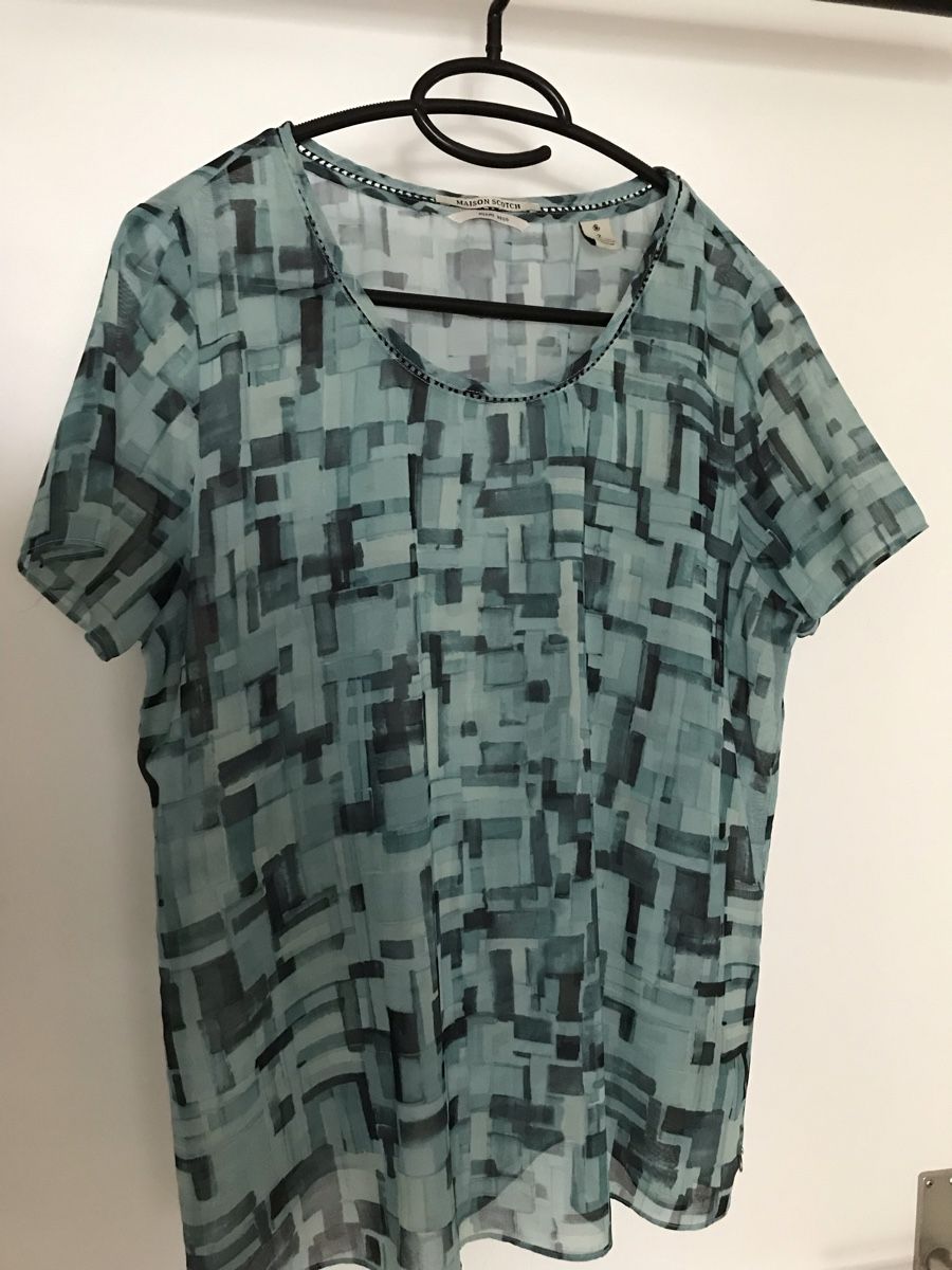 Maison Scotch T-shirts: Maison Scotch Tshirt – Neuf (Voir description) à Niederuzwil par nic_qjk5