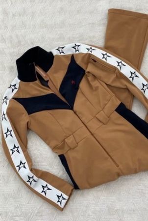 Stylischer Ski-Overall Perfect Moment Gr. M beige/schwarz