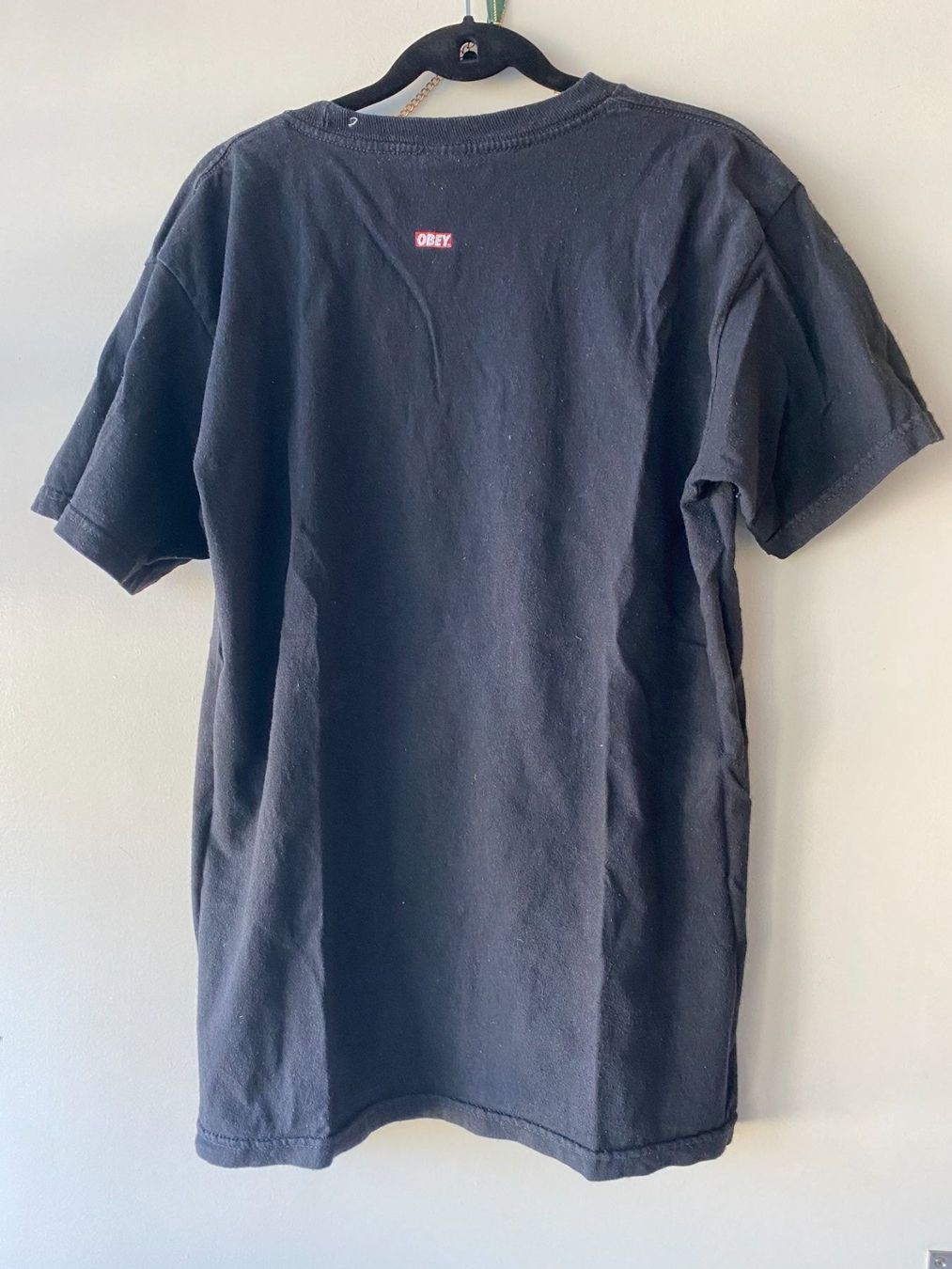 Obey T-shirt: Obey T-Shirt – Nuovo (secondo la descrizione) da Bern venduto da jbern3012 2