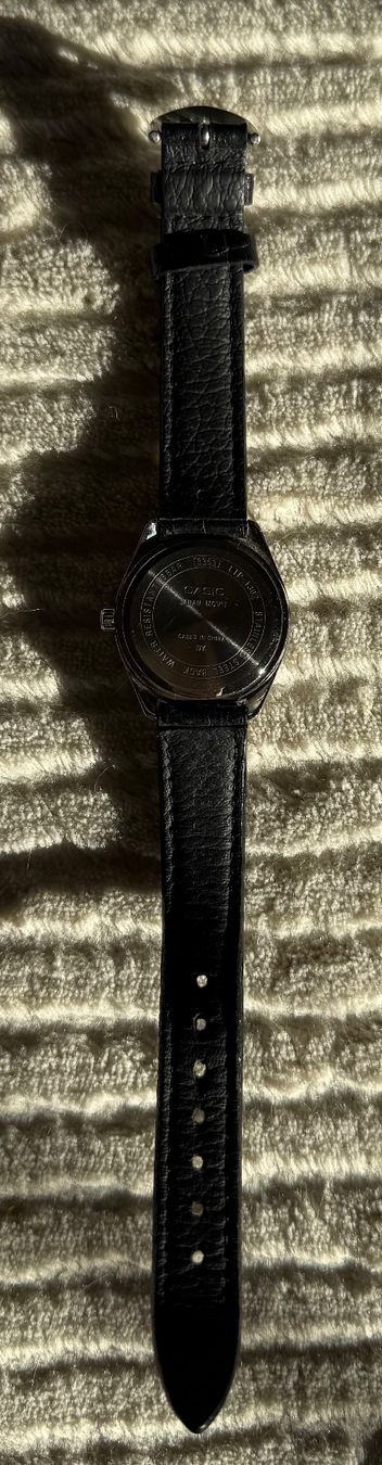 Casio Orologi: Armbanduhr Casio mit schwarzem Lederarmband – Usato da Wohlen AG venduto da thr_t5x8 2