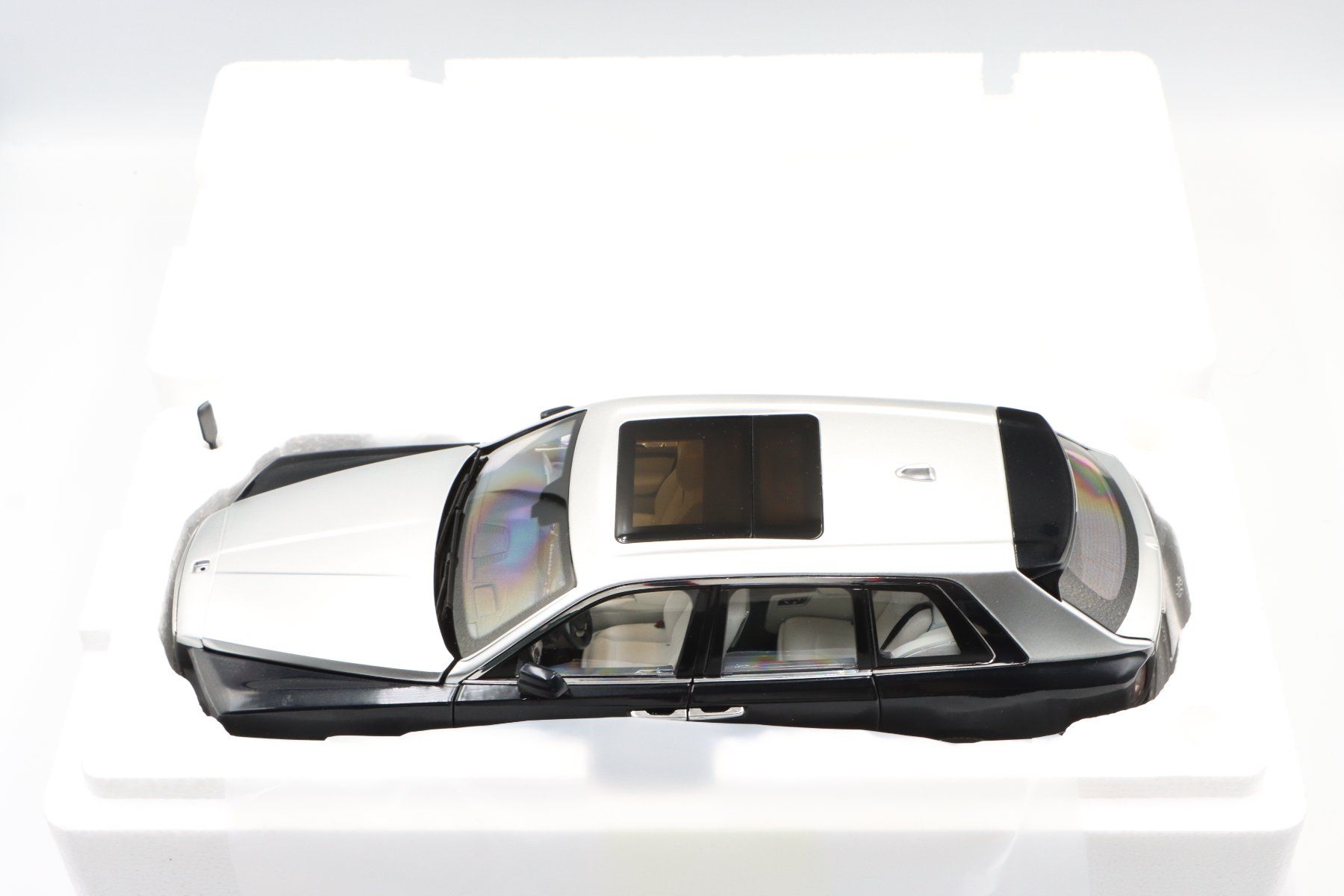 Rolls Royce Modellautos: Rolls Royce Cullinan 2018 1:18 Kengfai – Neu und originalverpackt aus Bühl b.Aarberg von modelldiecast 2