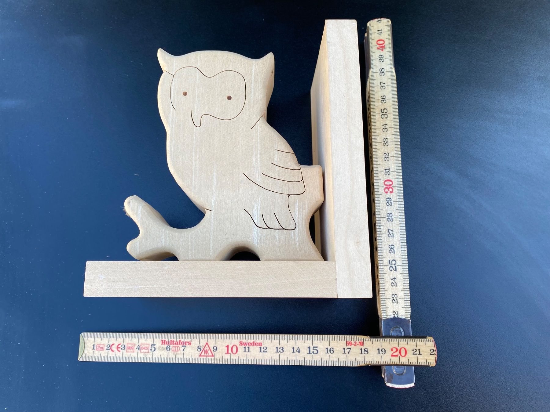 Sonstige Dekorationen & Accessoires: schöne Buchstütze aus Holz – Gebraucht aus Feldbach von Olive1 9