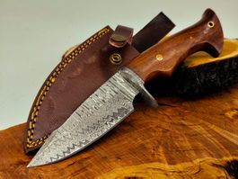 Top 1A Damast Messer Knife echter Faltenstahl handgeschlagen
