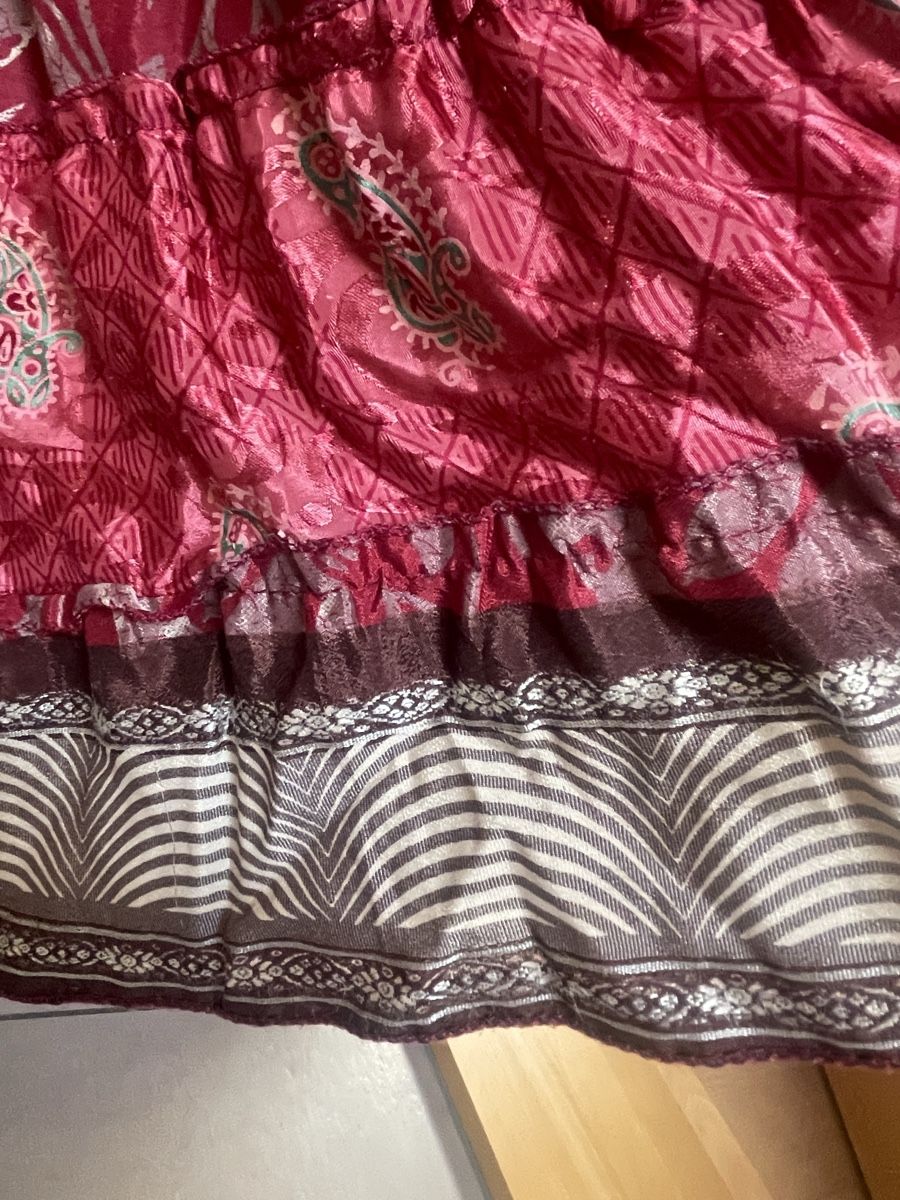 Gonne: Boho Midikleid / Maxirock mit Seide – Nuovo (secondo la descrizione) da Sigriswil venduto da ck56 6