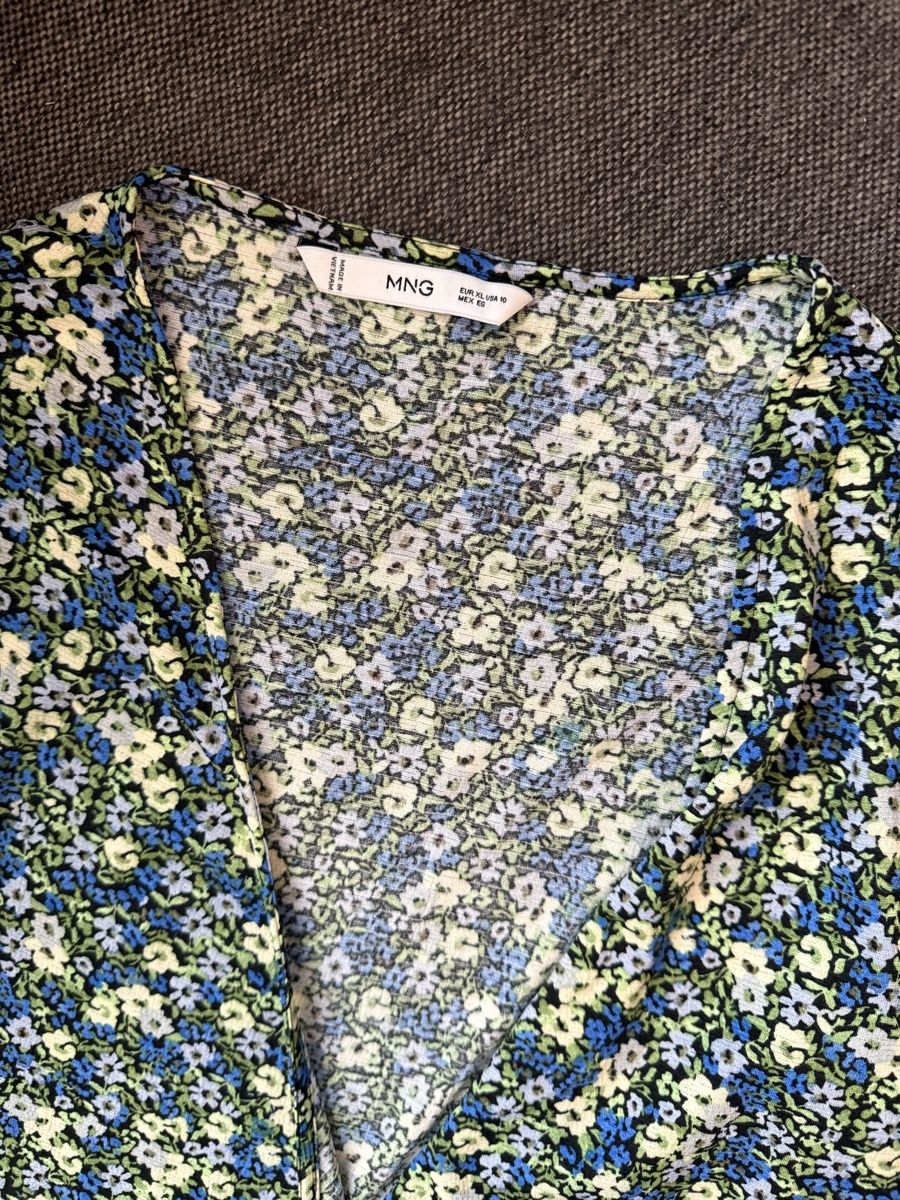 Mango Robes: Robe portefeuille mango – Neuf (Voir description) à Le Locle par tchanatakoua 5