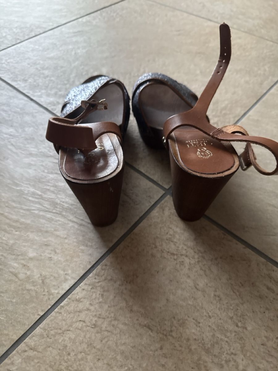 Chaussures femmes: Sommerschuhe Grösse 38 – D'occasion à Otelfingen par Tommy112 1