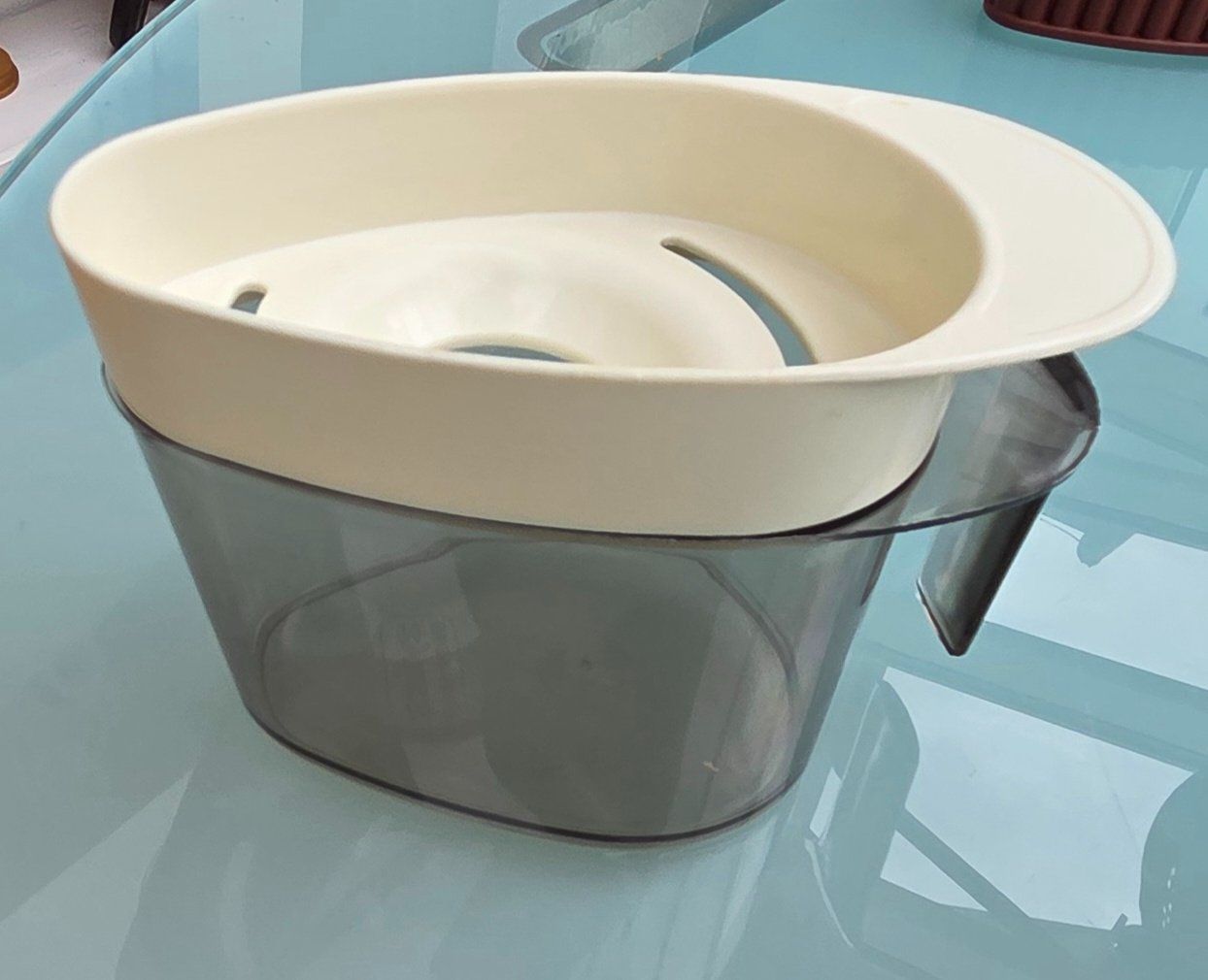 Elettrodomestici da cucina: Küchenset: Butterdose, Kräuterschneider, Eiertrenner, Formen – Usato da Pratteln venduto da Barfuss999 1