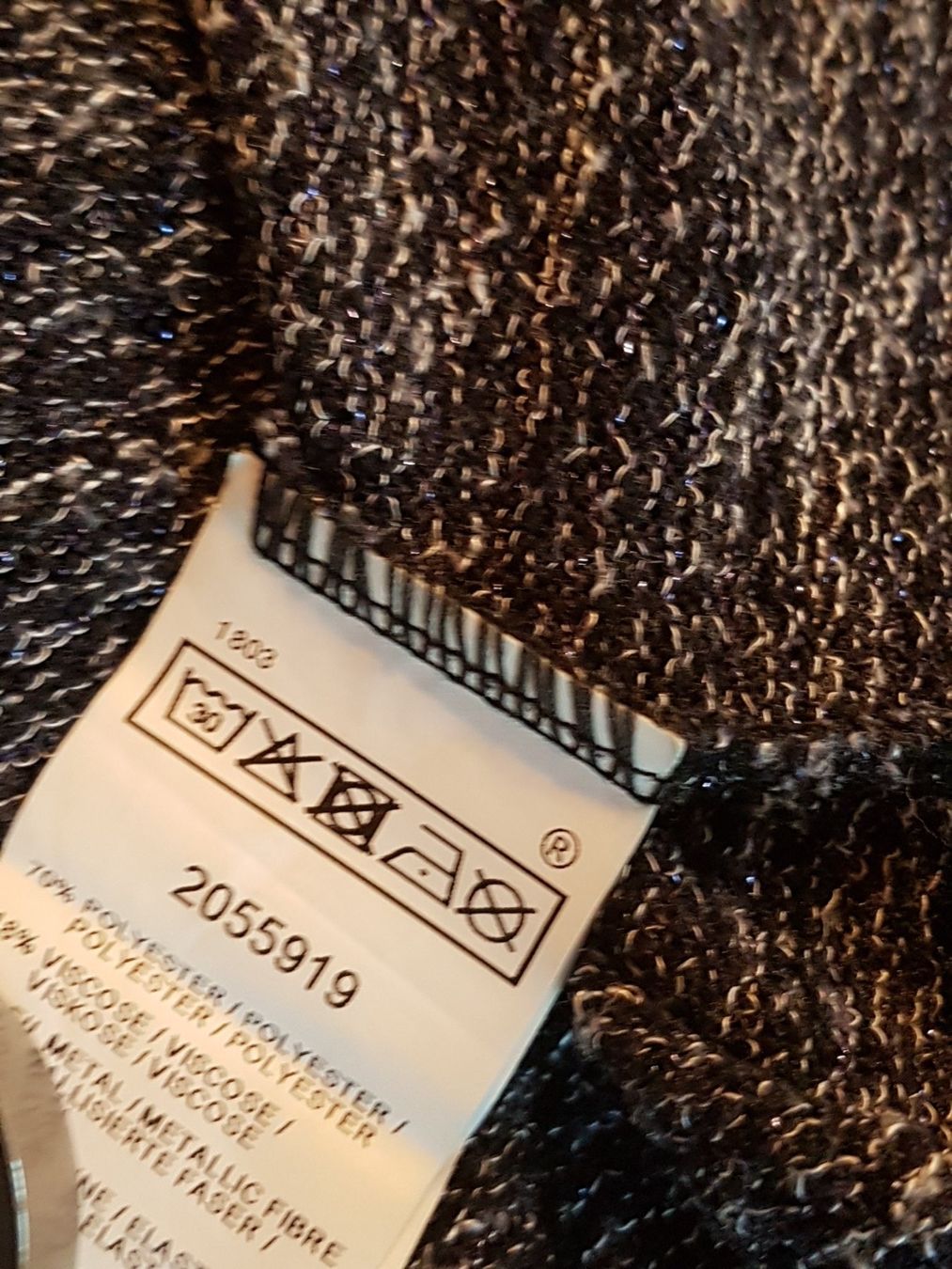 Pullover & Sweatshirts: Pull col en V taille 3 - L – Gebraucht aus Villiers von san_jn5w 8