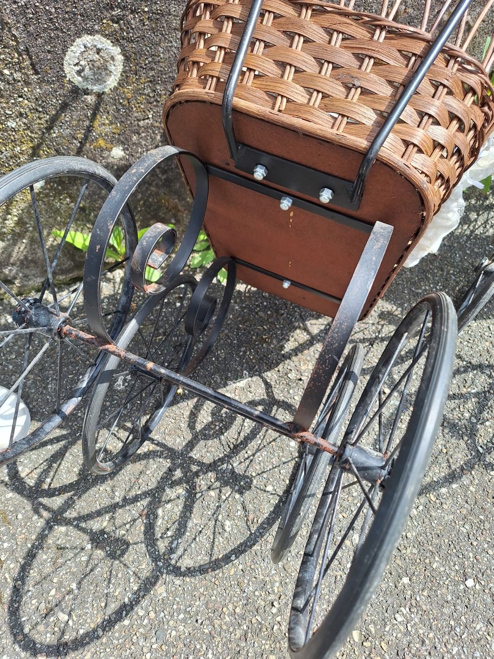 Carrozzine per bambole: 2 STK PUPPENWAGEN VINTAGE – Usato da Huttwil venduto da Kunterbuntli 8