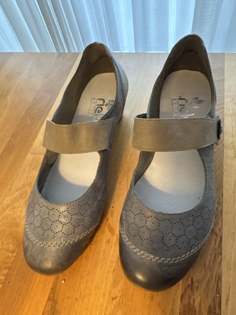 Rieker Chaussures femmes: Rieker Schuhe Gr. 38 Damen – D'occasion à Zürich par oase69
