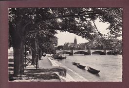 BASEL - Spazierweg am Rhein