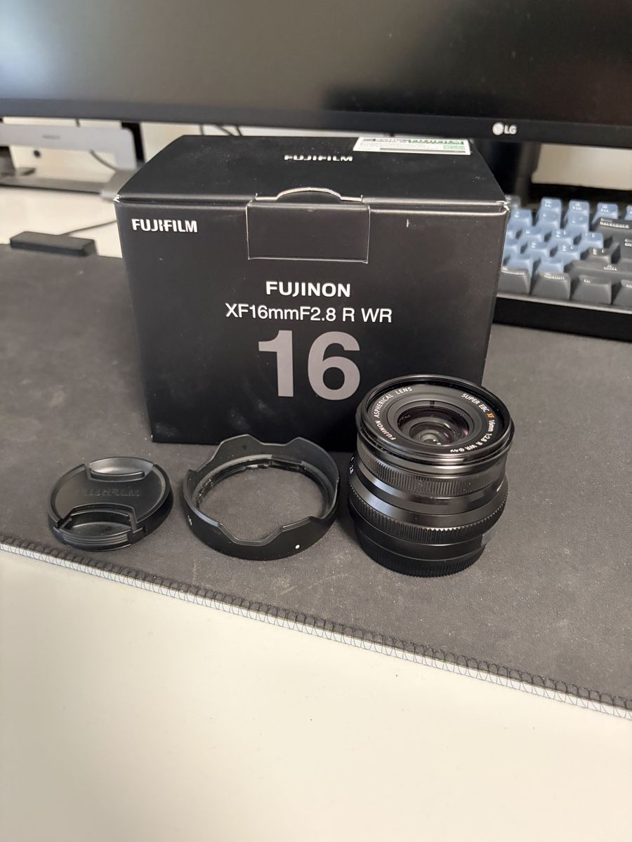 Fujifilm Obiettivi: Fujifilm XF 16mm f2.8 – Nuovo (secondo la descrizione) da St.Gallen venduto da budgettech