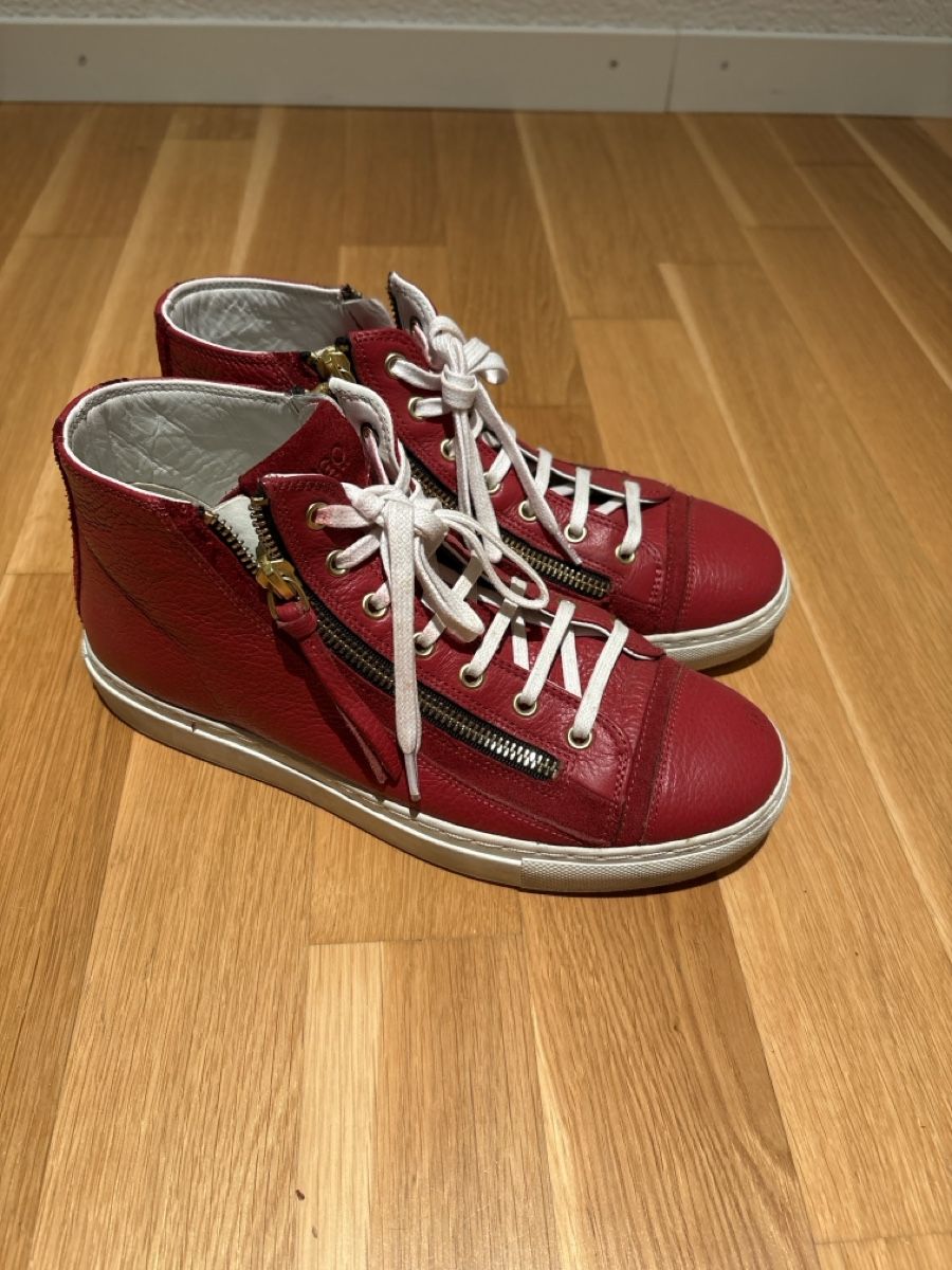 Hugo Boss Scarpe da donna: Hugo Boss Damenschuhe Gr. 38 rot – Usato da Bülach venduto da Chantoffel 1