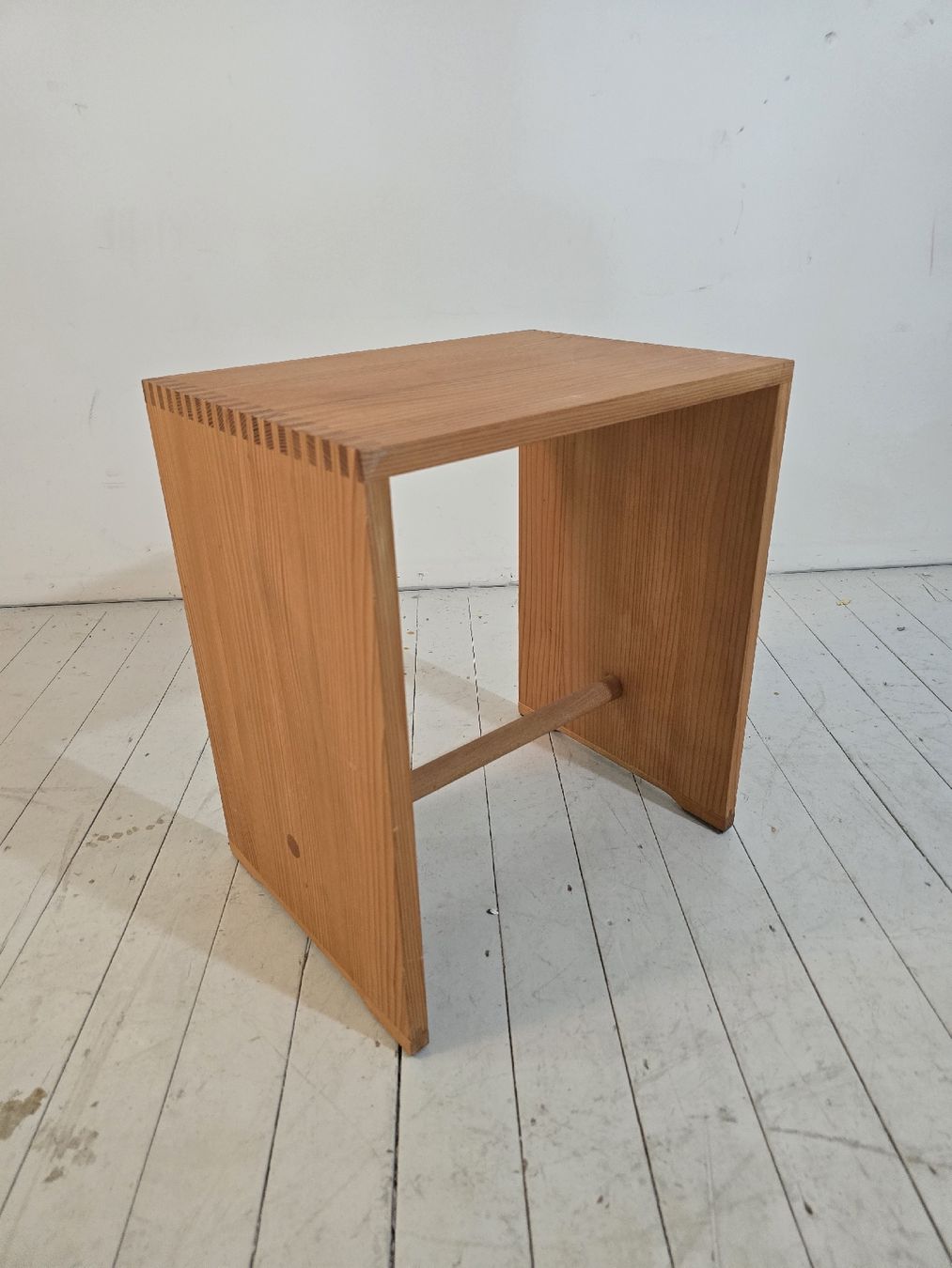 Hocker: Max Bill Ulmer Hocker  – Gebraucht aus Untersiggenthal von babette0815