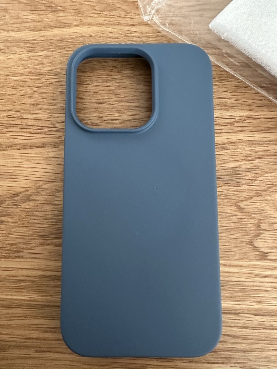 Apple Covers & Schutzfolien: iPhone 14 Pro Hülle Silikon Blau Neu – Neu und originalverpackt aus St Gallen von dealandbuy 1