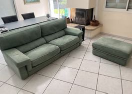 Sofas + repose-pieds