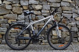 Cronics Rocky (Swiss Design) Trekking-/Stadtvelo