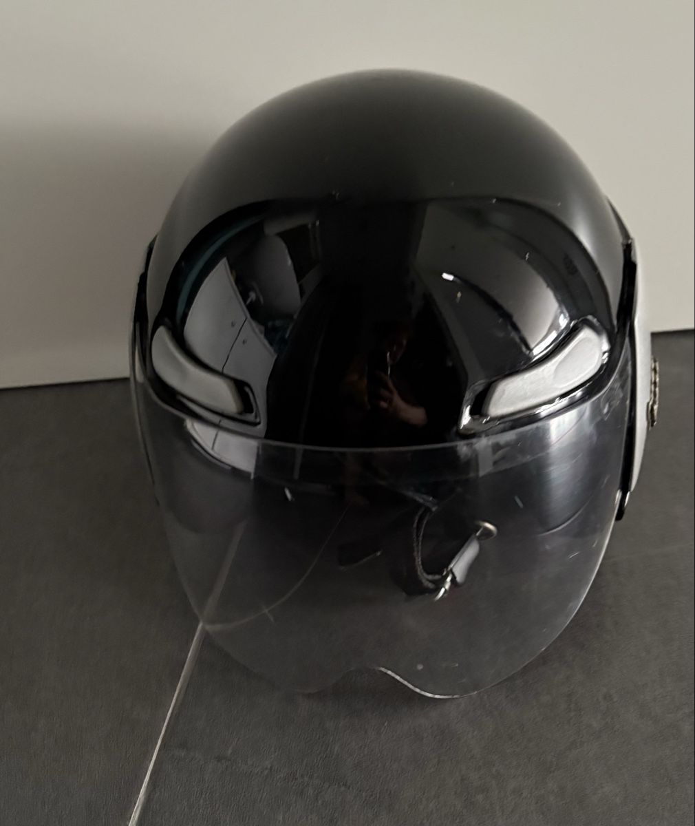 Vespa Caschi & visiere: Vespahelm unfallfrei – Usato da Tagelswangen venduto da lykainion