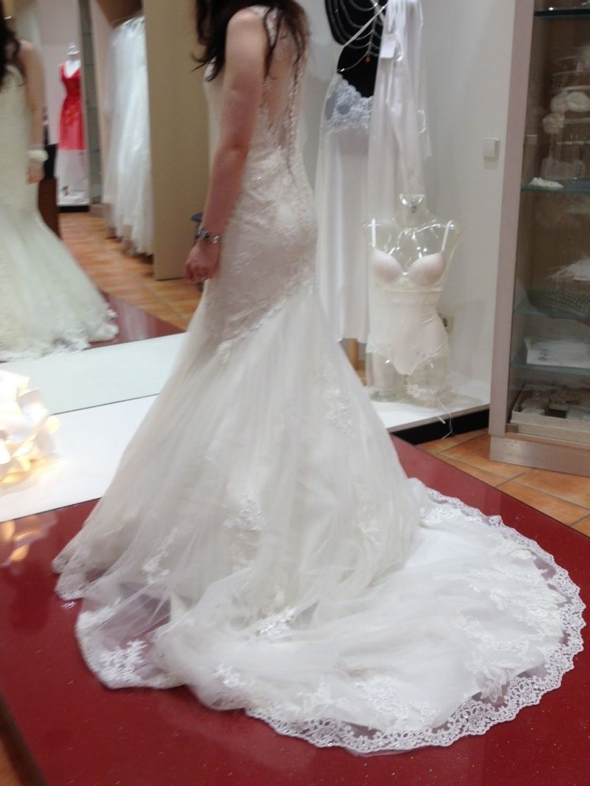 Vestiti: Hochzeitskleid Meerjungfrau – Usato da Visp venduto da mel_x697