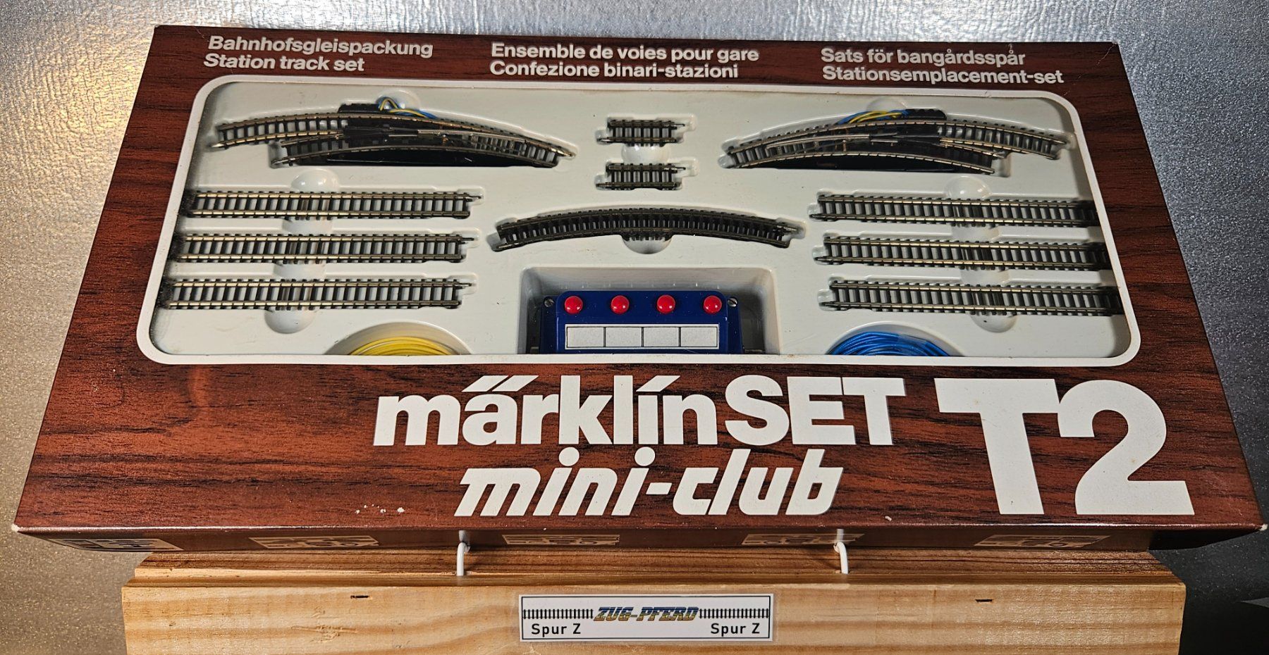 Märklin Modellini di ferrovie: 8193: Gleis-Packung T2 mit el.-mag. Bogenweichen, TOP! – Nuovo (secondo la descrizione) da Therwil venduto da ZUG-Pferd
