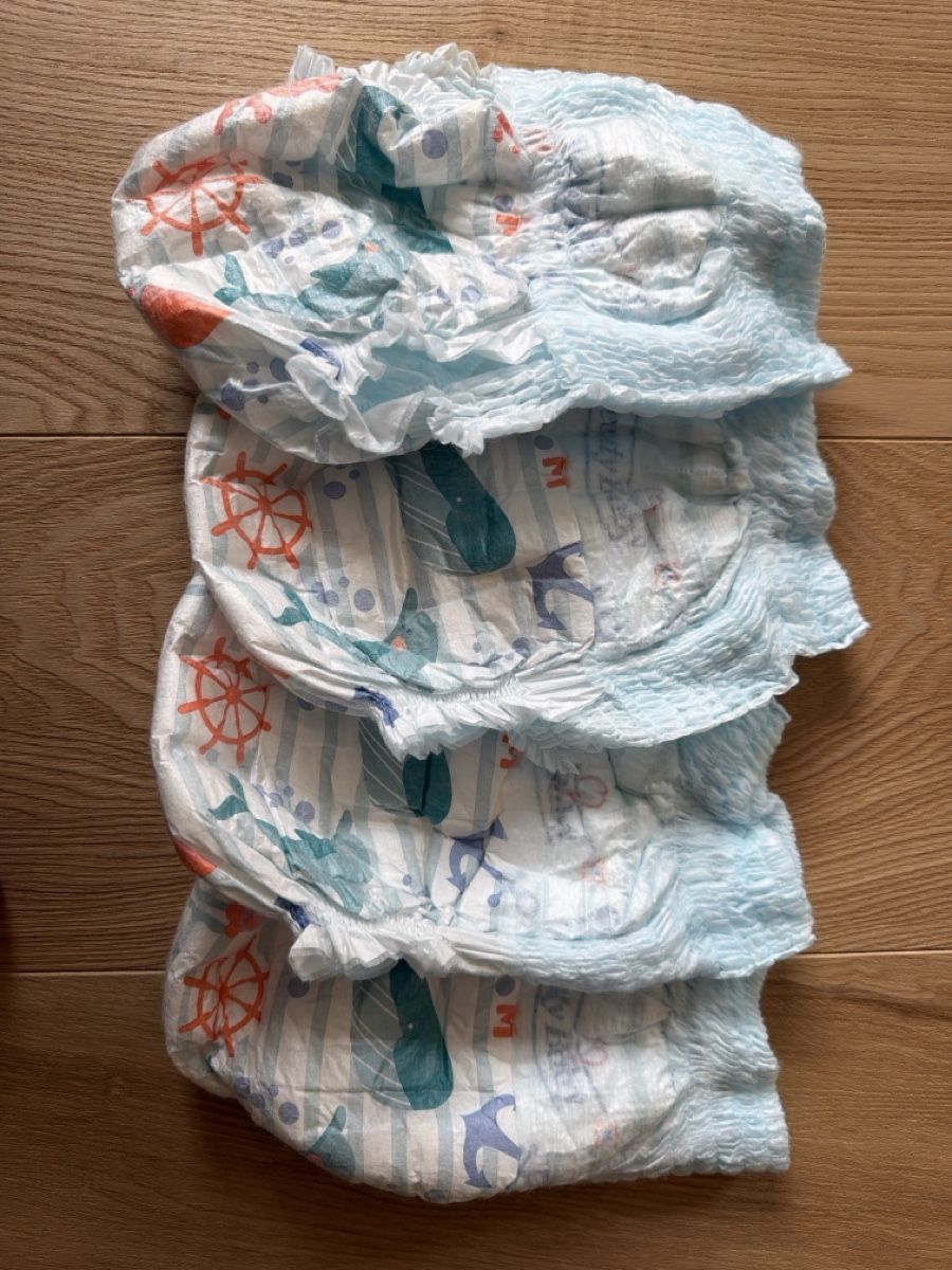Altro per la casa: Baby Set: Badethermometer, Fruchtsauger & Schwimmwindeln – Usato da Disentis/Mustér venduto da oigina 1