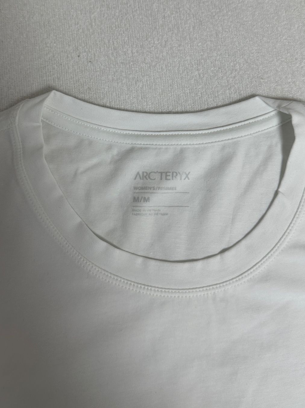 T-shirts: Arctryx tshirt G M – Neuf avec emballage d'origine à Maienfeld par tobeyl2020 4