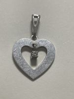 Pendentif, en or gris, 14 carats ￼ avec diamant