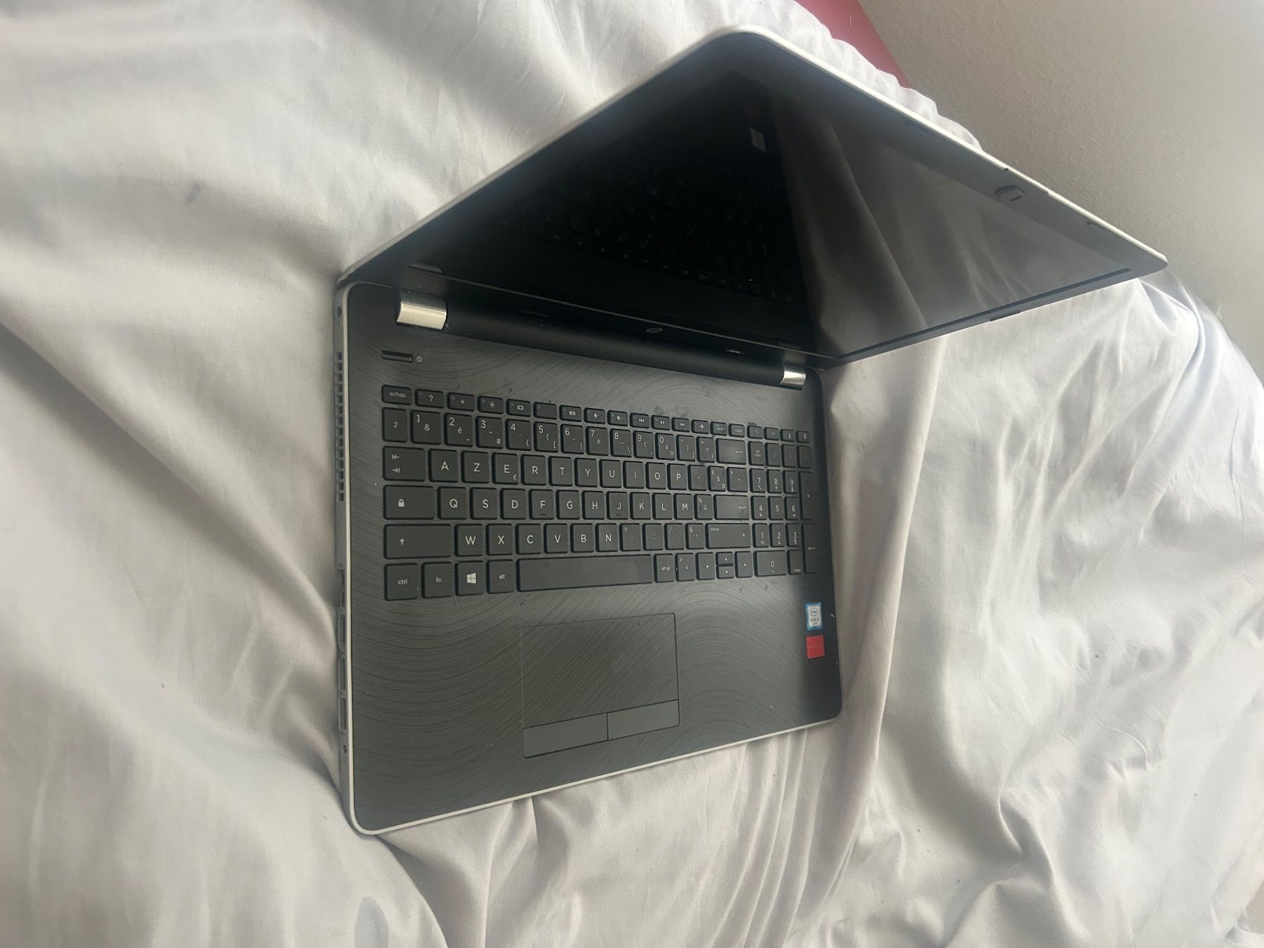 Notebook: HP Laptop i5 8GB RAM 1TB HDD Windows 11 – Usato da Zürich venduto da khriw 1