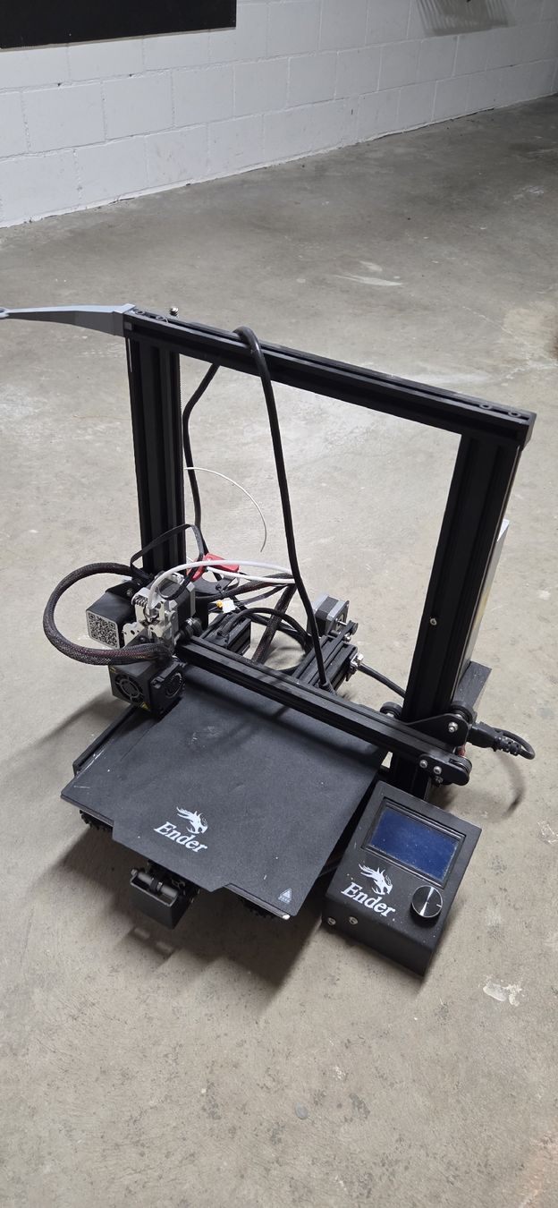 Creality Stampanti 3D: Creality Ender 3 Pro – Usato da bennau venduto da Nibue93 5