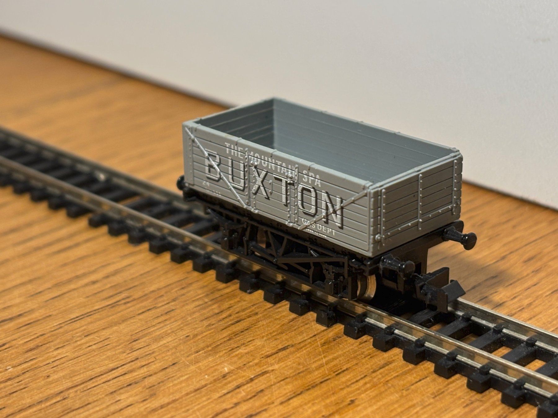 Modellini di ferrovie: *e1254: Güterwagen BUXTON (Spur N)  -  #3 – Nuovo (secondo la descrizione) da Birsfelden venduto da Birs_25 1