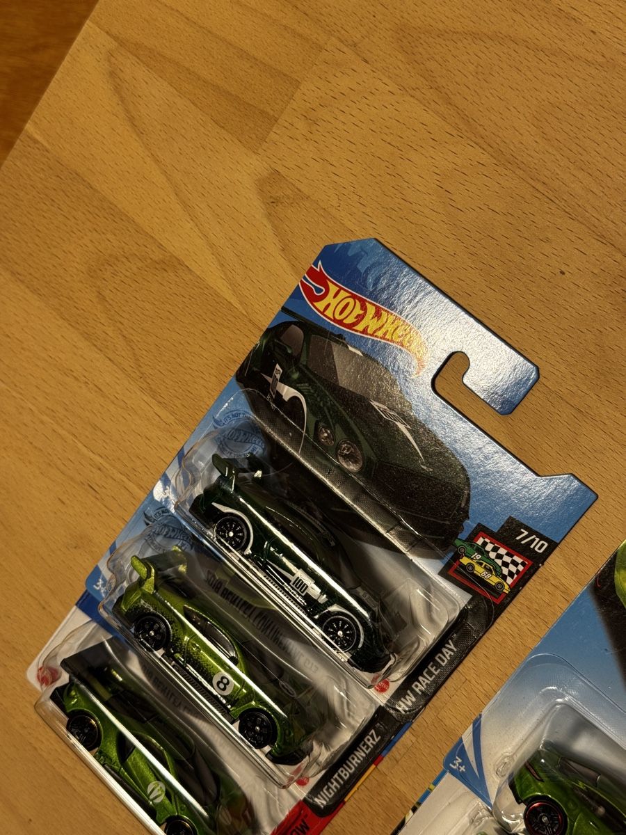 Hot Wheels Modellini d'auto: Hotwheels- Lamborghini, Ford, Bentley AMG – Nuovo e nell'imballaggio originale da Stüsslingen venduto da leo_nzh6 1