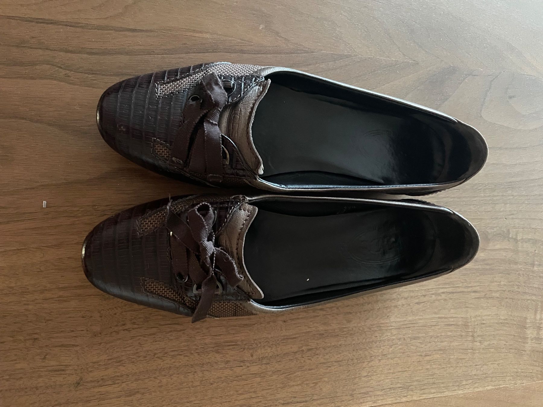 Chaussures femmes: Tod's Flat 40 Brown Colour – D'occasion à Zürich par Georgiana07