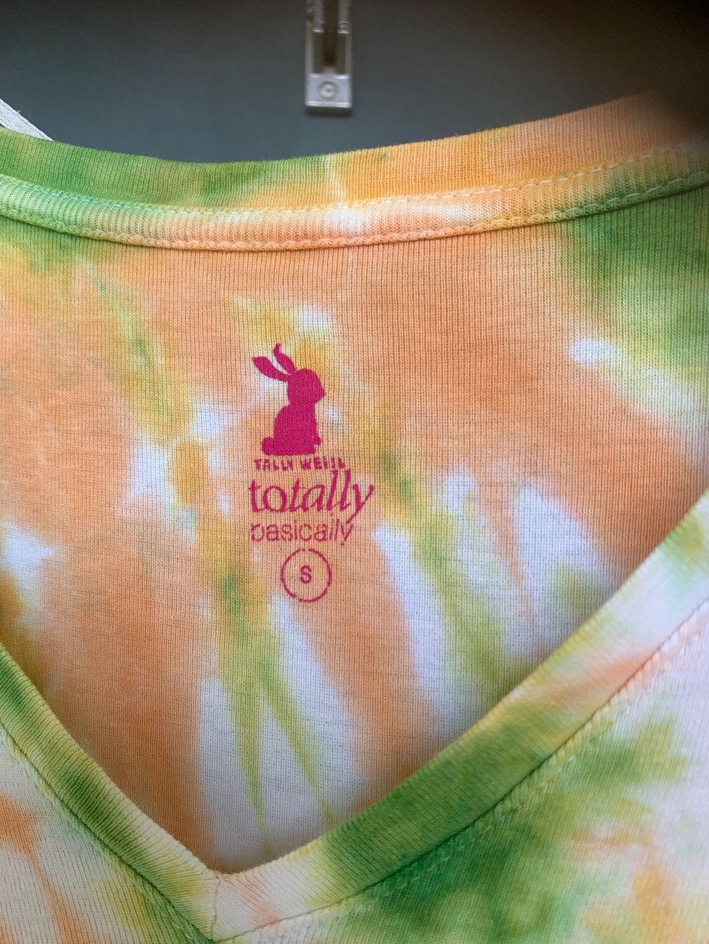 Esprit T-shirt: Esprit Shirt, Gr.S 🌞 – Nuovo (secondo la descrizione) da Egg b. Zürich venduto da Flummi 1